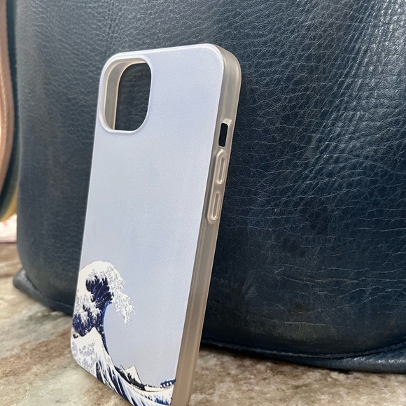 iPhone 13 cases - Picture 14 of 16